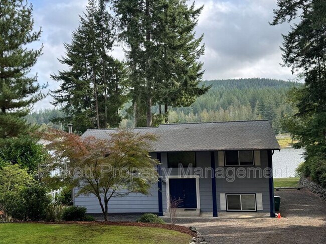 Foto del edificio - 414 Kingsway NW