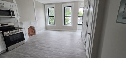 Building Photo - 543 Clinton Ave