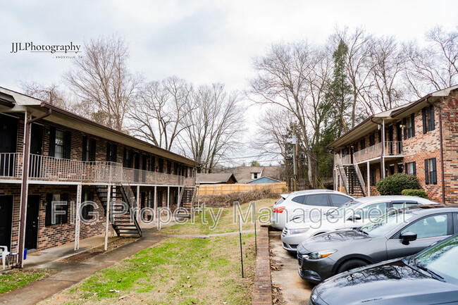 Building Photo - 129 Hillcrest Dr