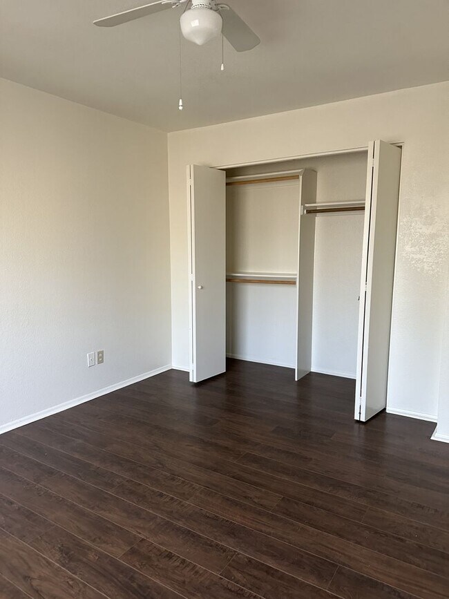 Building Photo - 3 BR 2 BA Frye & Chandler Blvd
