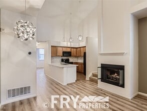 Building Photo - 5464 Zephyr St