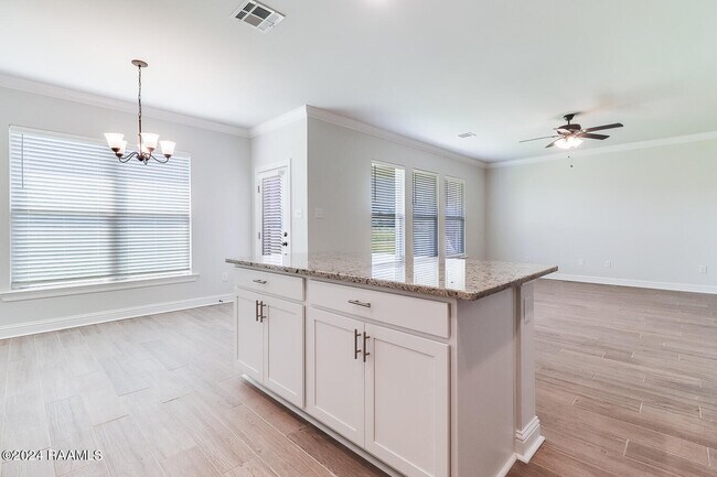 Building Photo - 109 Rose Of Sharon Ln