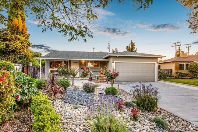 Building Photo - 2832 Ramona Ct