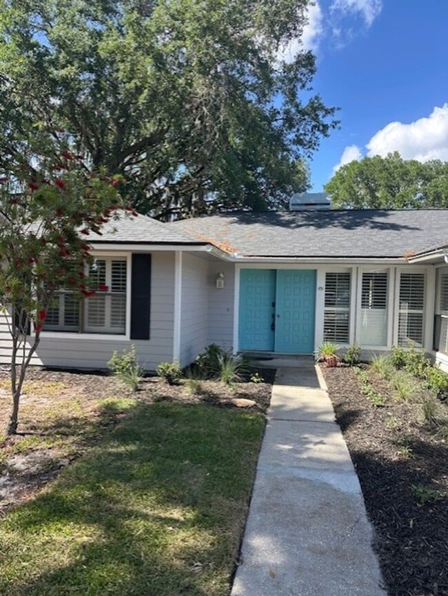 Building Photo - Beautiful Home in desirable River Gate!!!
