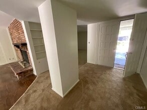 Building Photo - 4748 White Oak Ave