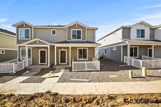 Building Photo - 9264 Lytle Grv