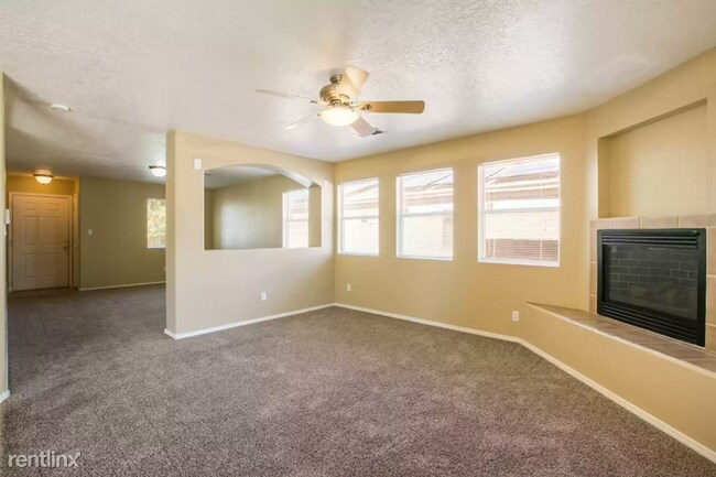 Foto del edificio - 3 br, 2.5 bath House - 10408 Vendaval Aven...