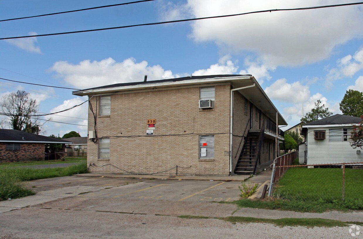 938 Brown Ave, Harvey, LA 70058 Apartments in Harvey, LA