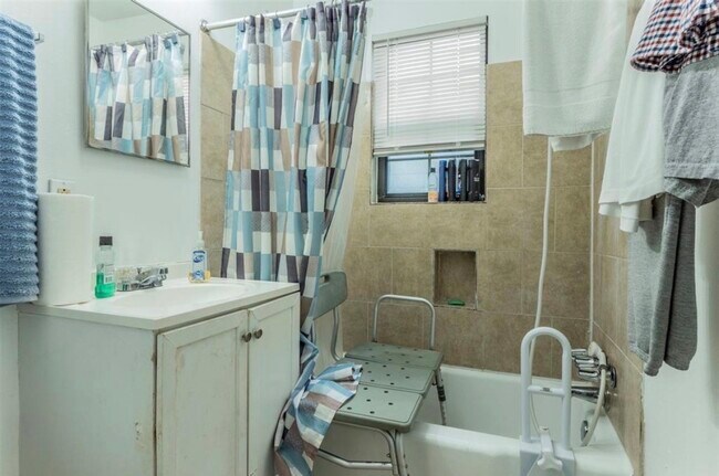 Foto del edificio - 4753 Mallow St