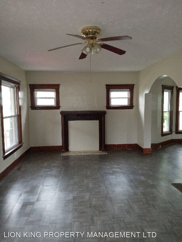 Primary Photo - 3 br, 1 bath House - 2039 E. 31ST ST