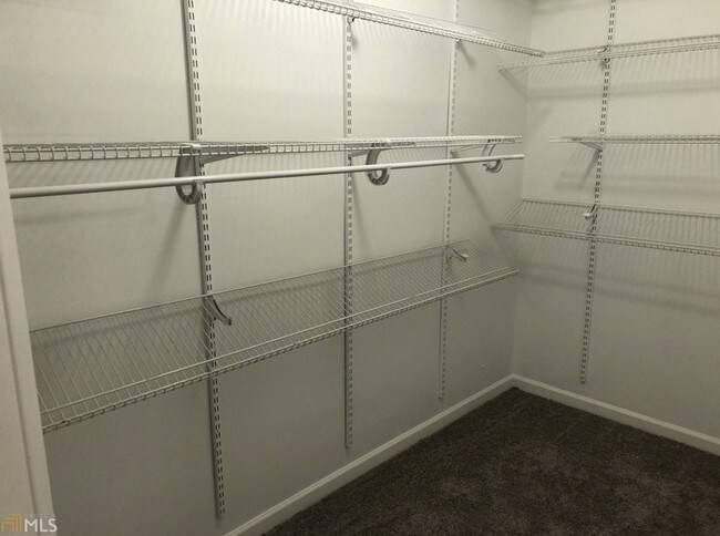 Foto del edificio - 139 Shenandoah Dr