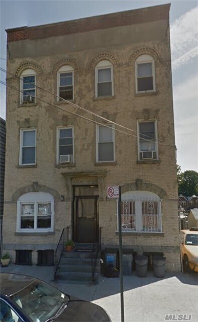Primary Photo - 50-35-50-38 38th St