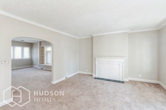 Building Photo - NOW AVAILABLE! - 613 Seeley Rd, Syracuse N...