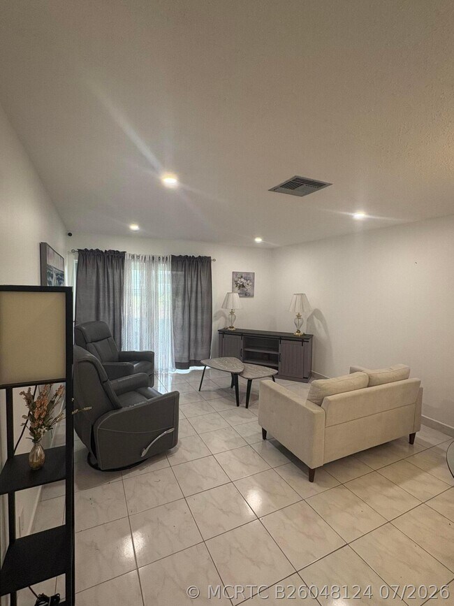 Foto del edificio - 2522 Emory Dr W
