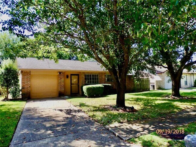 Foto del edificio - 17018 Amber Ridge Dr