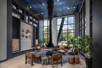 Building Photo - Broadstone West End