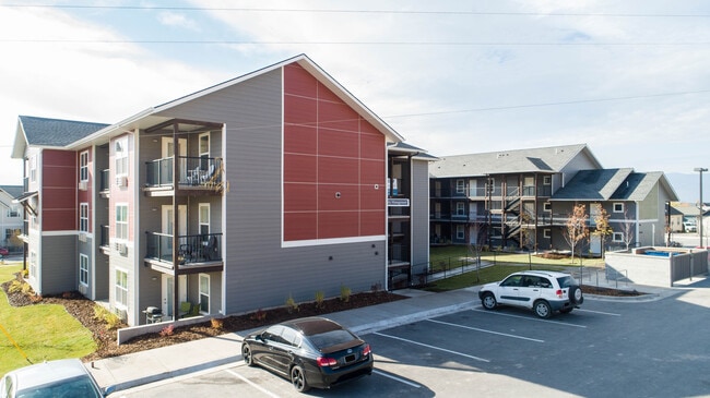 Building Photo - 4915 Potter Park Loop
