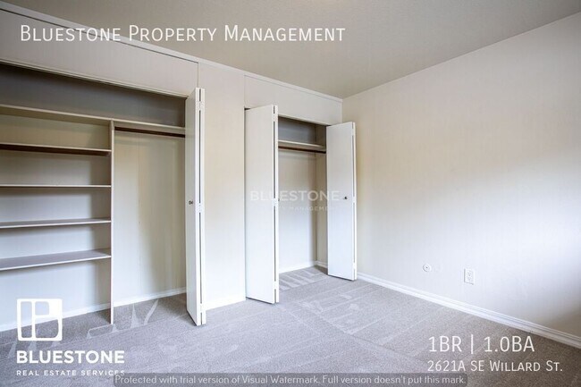 Building Photo - 2621A SE Willard St.-