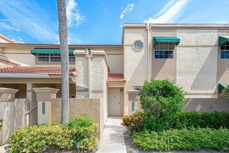 Building Photo - 6668 Via Regina