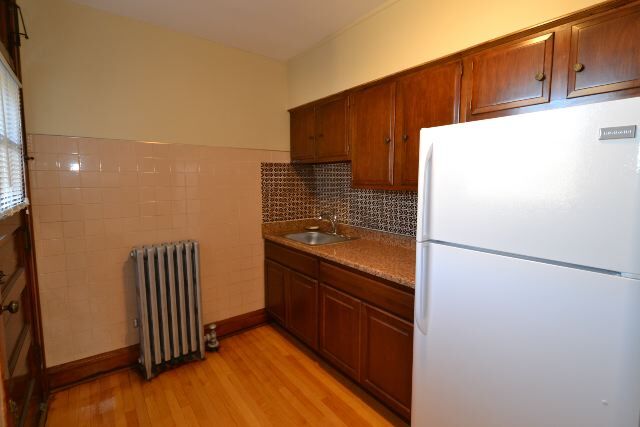 Foto del edificio - 6326 N Artesian Ave