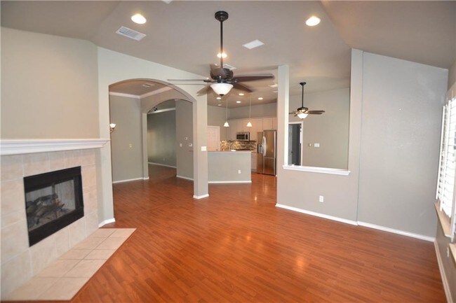 Building Photo - 10333 Snapdragon Dr