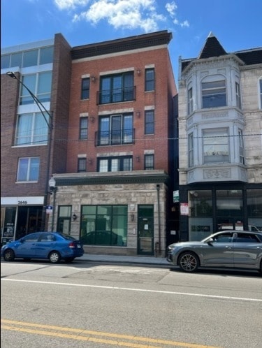 Primary Photo - 2650 N Halsted St