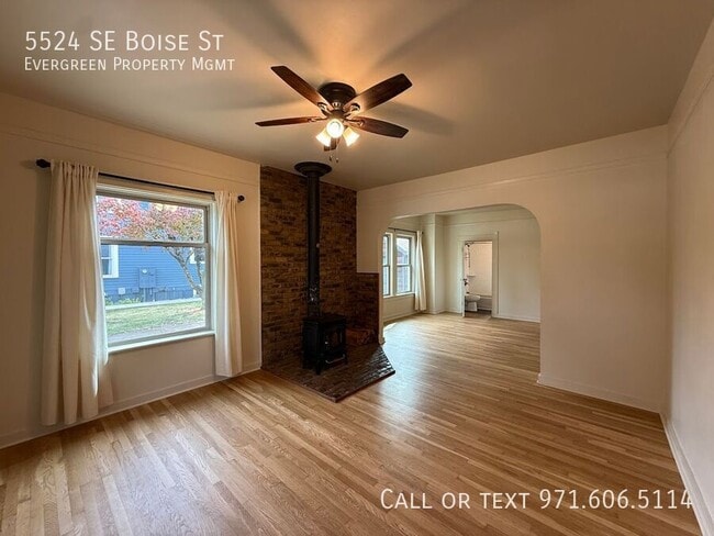 Building Photo - 5524 SE Boise St