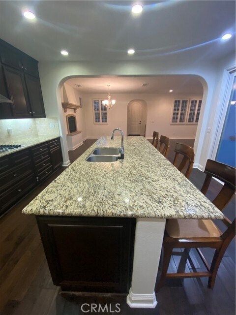 Building Photo - 25 Golf Dr