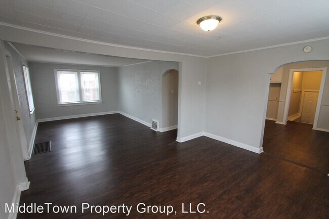 Foto del edificio - 3 br, 1 bath House - 2108 N Ball Ave.