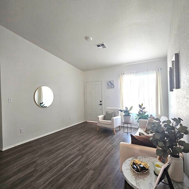 Building Photo - Gorgeous home available for rent with Solar!