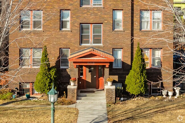 Entrance - 2218 Nicollet Ave