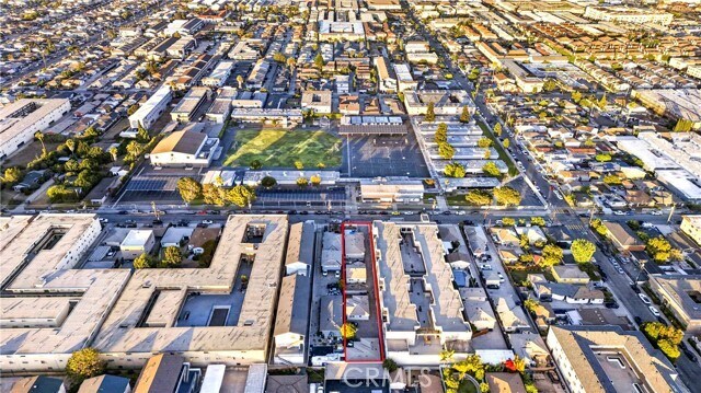Building Photo - 13717 Yukon Ave