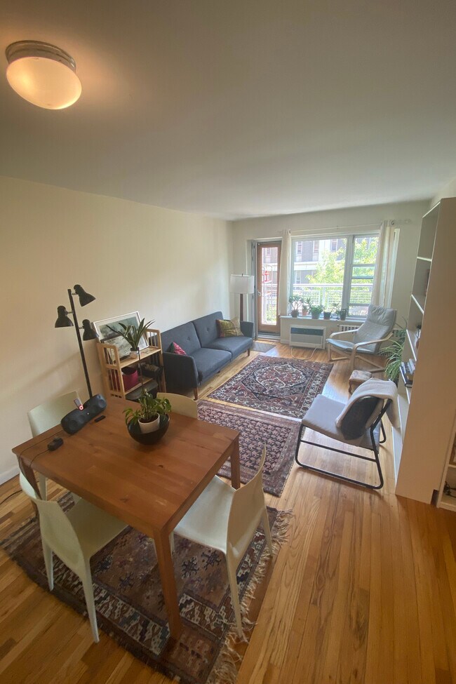 Foto del edificio - 131 W 85th St