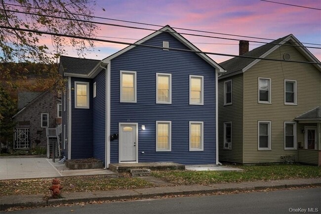 Building Photo - 175 W Main St