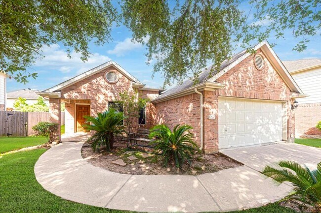 Foto del edificio - 3227 Lantern Bay Ln