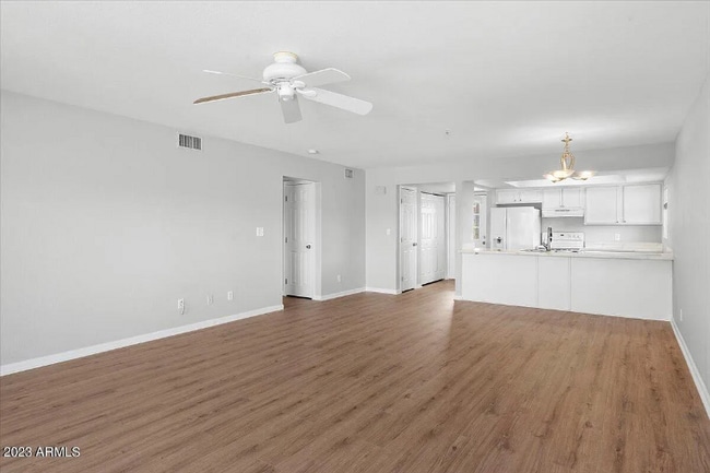 Foto del edificio - 16720 E Westby Dr