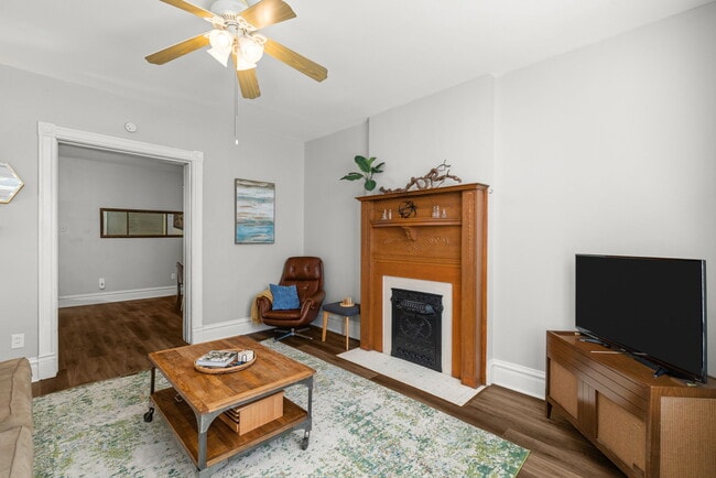 Building Photo - 2819 Shenandoah Ave