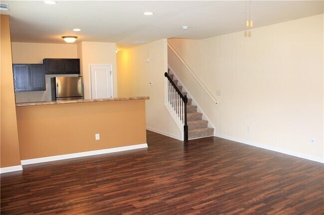 Building Photo - 810 Riverdance Dr
