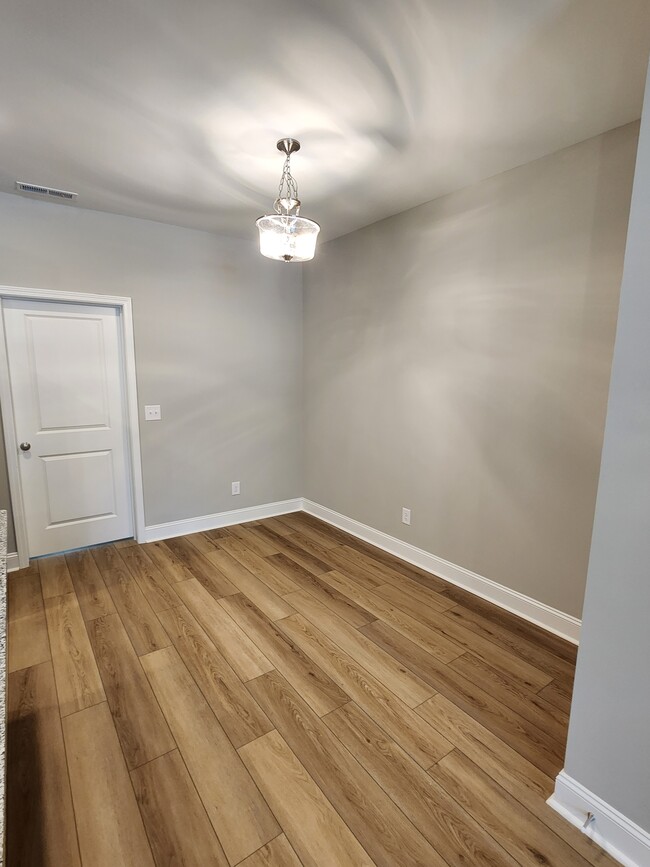Dining Area - 3918 Gloucester Dr