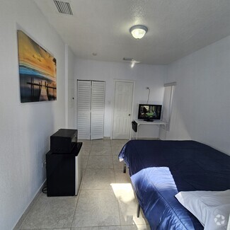 Building Photo - 540 Minola Dr