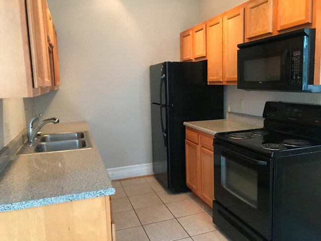 Photo - 801 Willard St Apartment