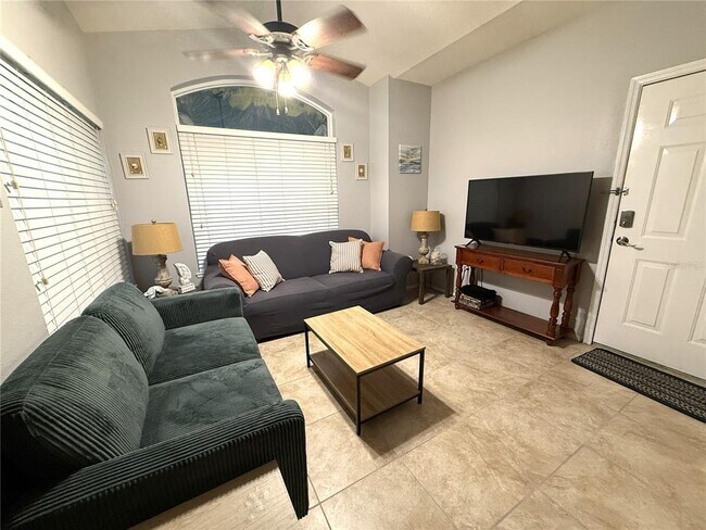 Foto del edificio - 10764 70th Ave N