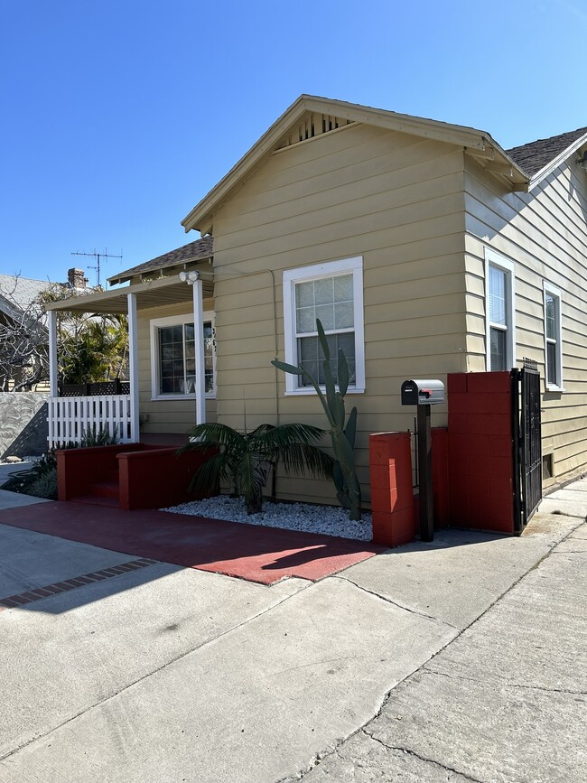 Building Photo - 3462 Arroyo Seco Ave