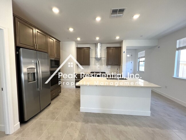 Building Photo - Brand New 4bd/2ba Antelope Home with 2 Car...