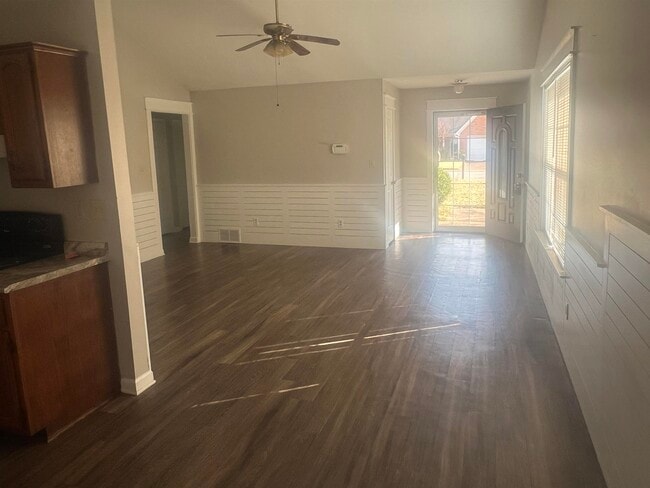 Building Photo - 2550 Reese Lake Cir