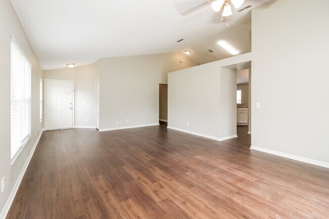 Building Photo - 15 S Cervidae Dr