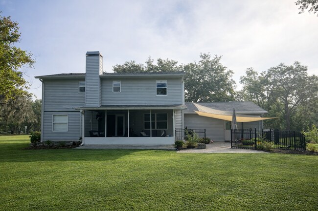 Photo - 702 134th St E House