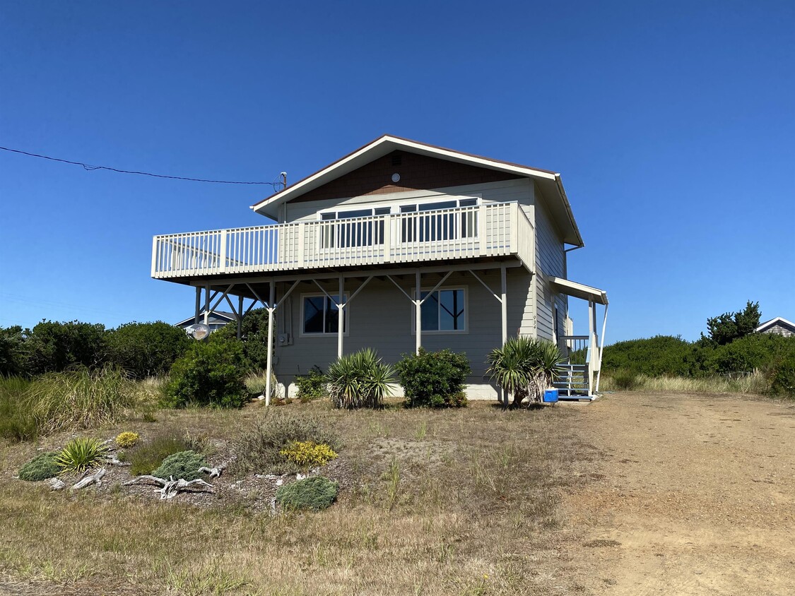 Foto principal - 934 Starfish Ct SW