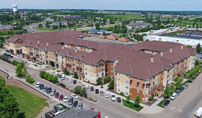 Building Photo - City Walk at Woodbury