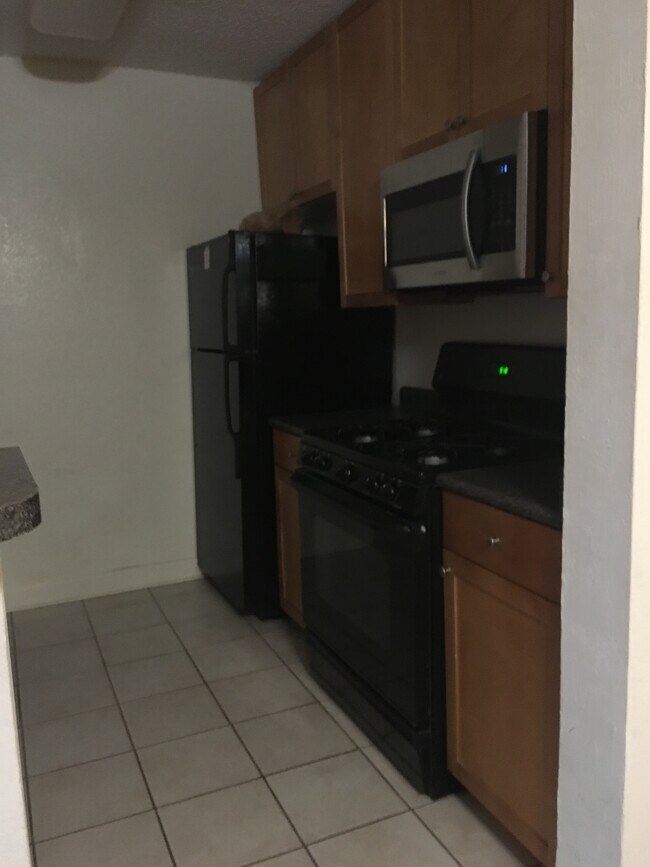 Kitchen - 60 S Van Dorn St